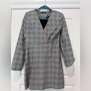 Zara Black and White Plaid Long Sleeve Mini Dress